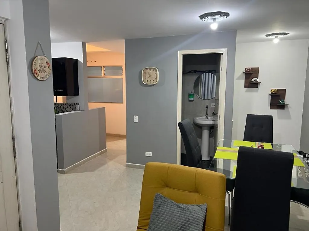 Amoblado Los Molinos Medellín Apartamento